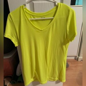 V- neck athletic tee

Color: Neon yellow
Size: Small